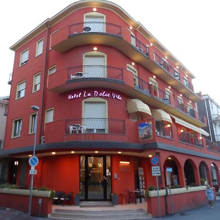 Hotel La Dolce Vita Rimini Kültér fotó