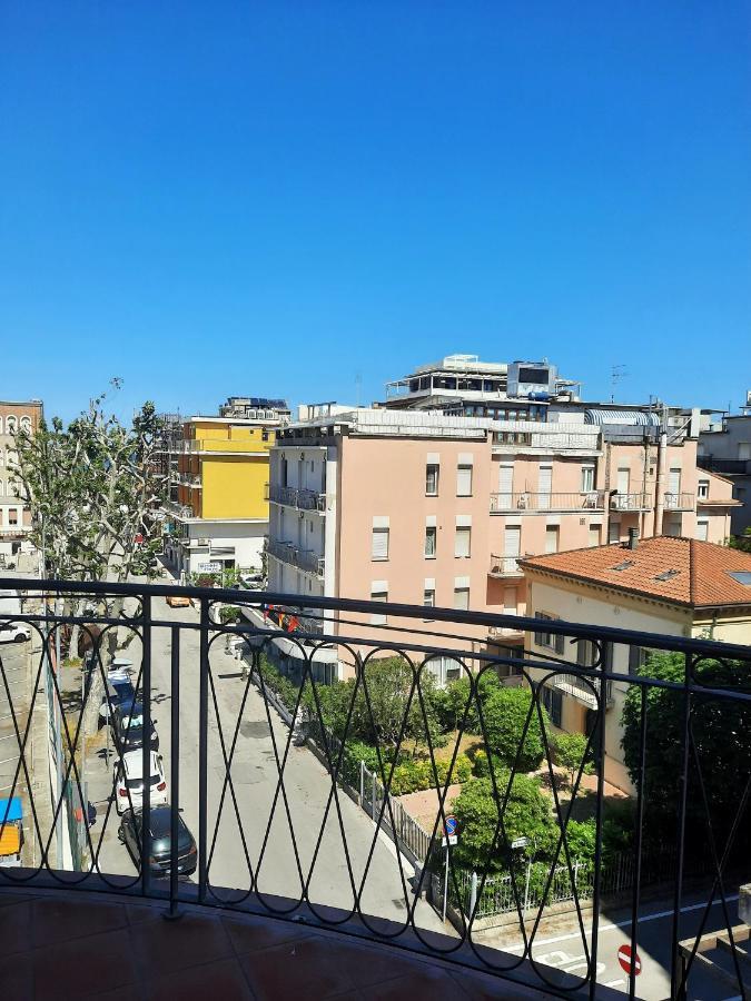 Hotel La Dolce Vita Rimini Kültér fotó