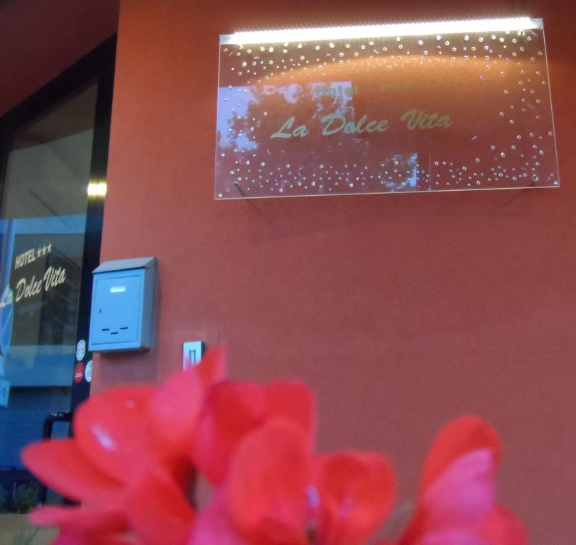 Hotel La Dolce Vita Rimini Kültér fotó