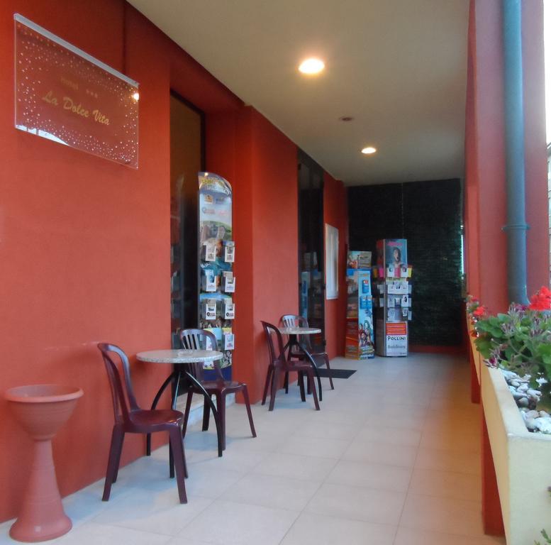Hotel La Dolce Vita Rimini Kültér fotó