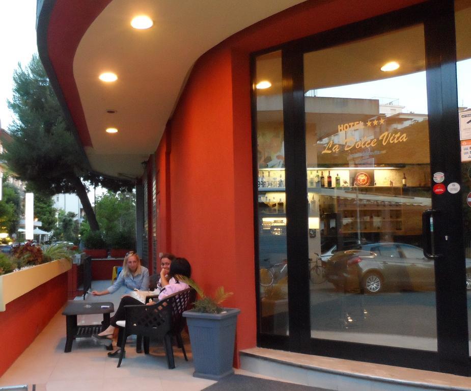 Hotel La Dolce Vita Rimini Kültér fotó