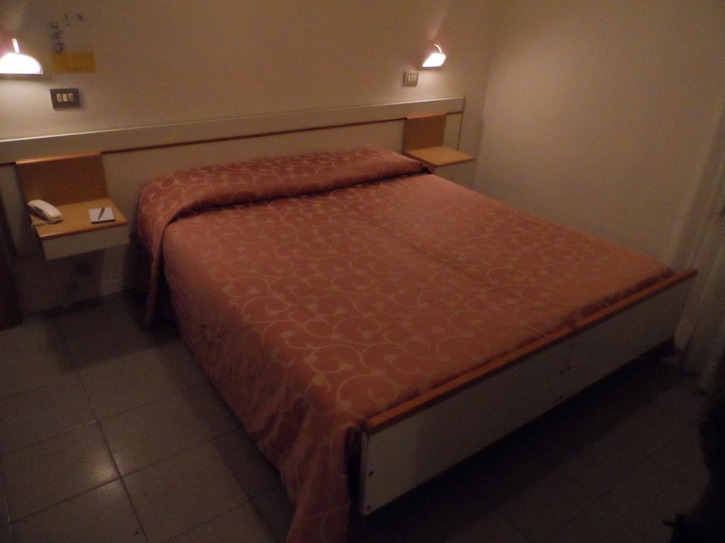 Hotel La Dolce Vita Rimini Kültér fotó