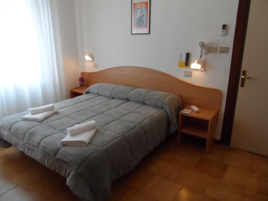 Hotel La Dolce Vita Rimini Kültér fotó