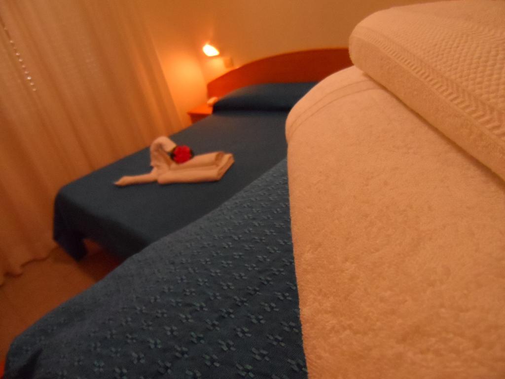Hotel La Dolce Vita Rimini Szoba fotó